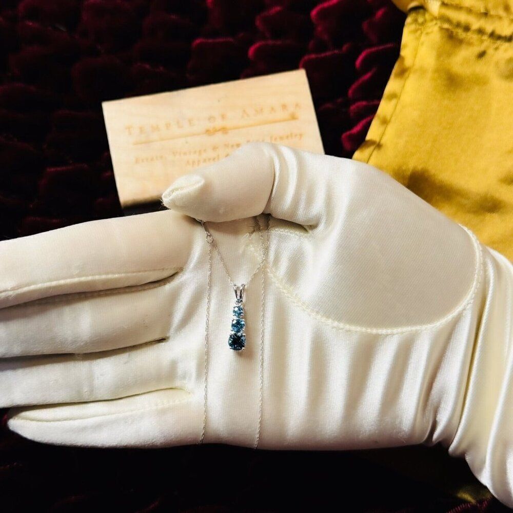 10K Gold- Swiss Blue Topaz & London Blue Topaz Necklace- 18" -White Gold- 1.7g - Picture 7 of 16